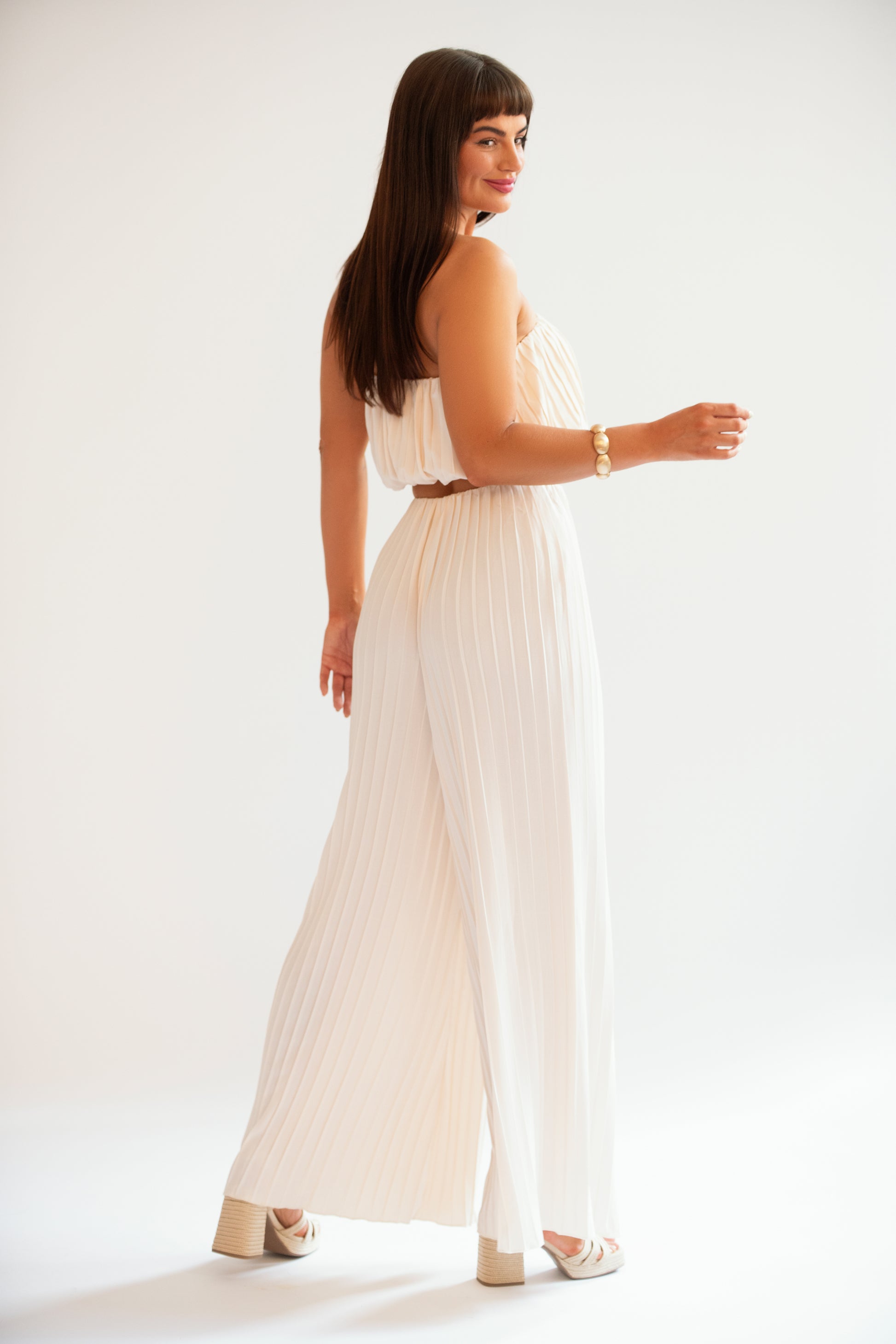 Raphaella cream pleated trouser and top set